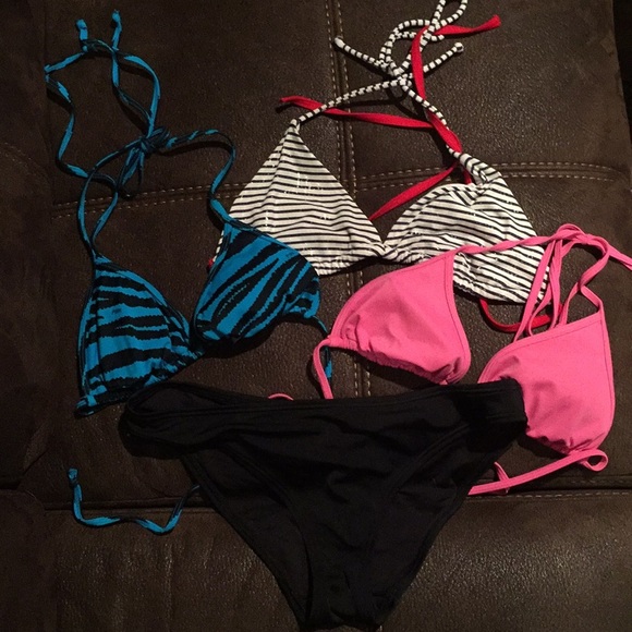 Lot of Victoria’s Secret tops w Sz S. NO BOTTOM - Picture 1 of 4